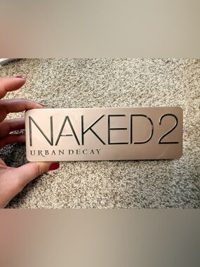 Urban decay naked 2 palette